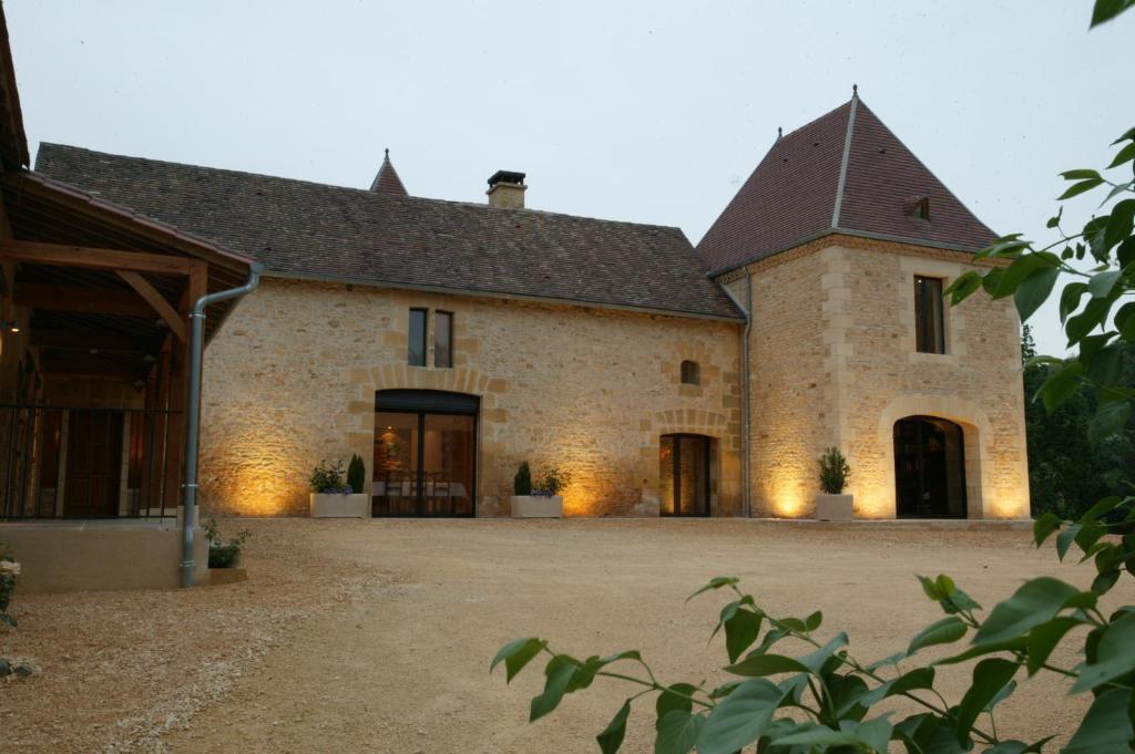 Chambres D'Hotes Les Peyrouses 사흘라 라 카네다 외부 사진