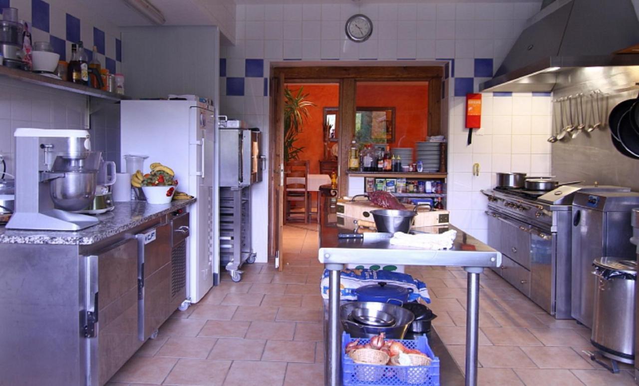 Chambres D'Hotes Les Peyrouses 사흘라 라 카네다 외부 사진
